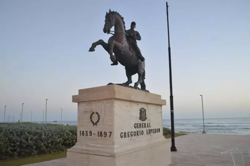 Gregorio Luperon Statue